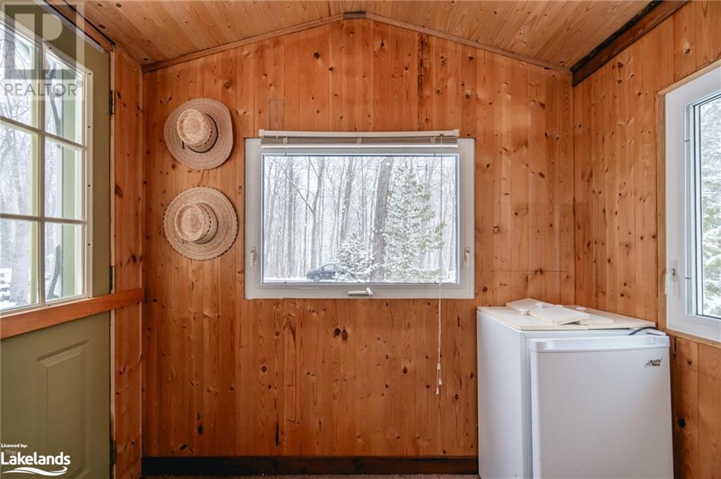48 Mcarthur Drive, Penetanguishene, Ontario  L9M 1W9 - Photo 5 - 40556850