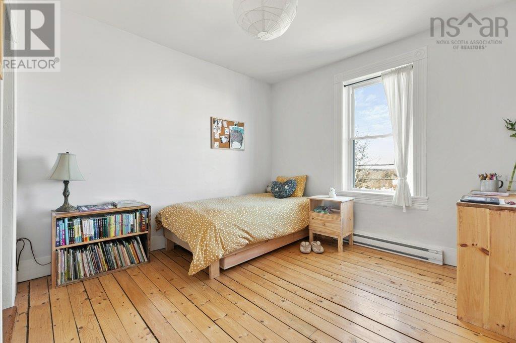 72 Kaulbach Street, Lunenburg, Nova Scotia  B0J 2C0 - Photo 23 - 202405155