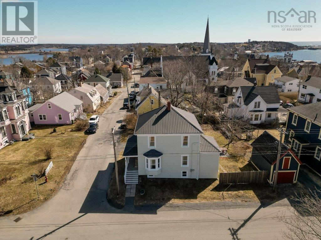 72 Kaulbach Street, Lunenburg, Nova Scotia  B0J 2C0 - Photo 32 - 202405155