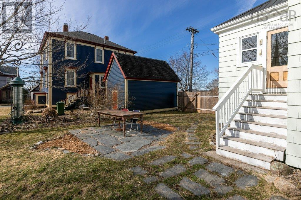 72 Kaulbach Street, Lunenburg, Nova Scotia  B0J 2C0 - Photo 36 - 202405155