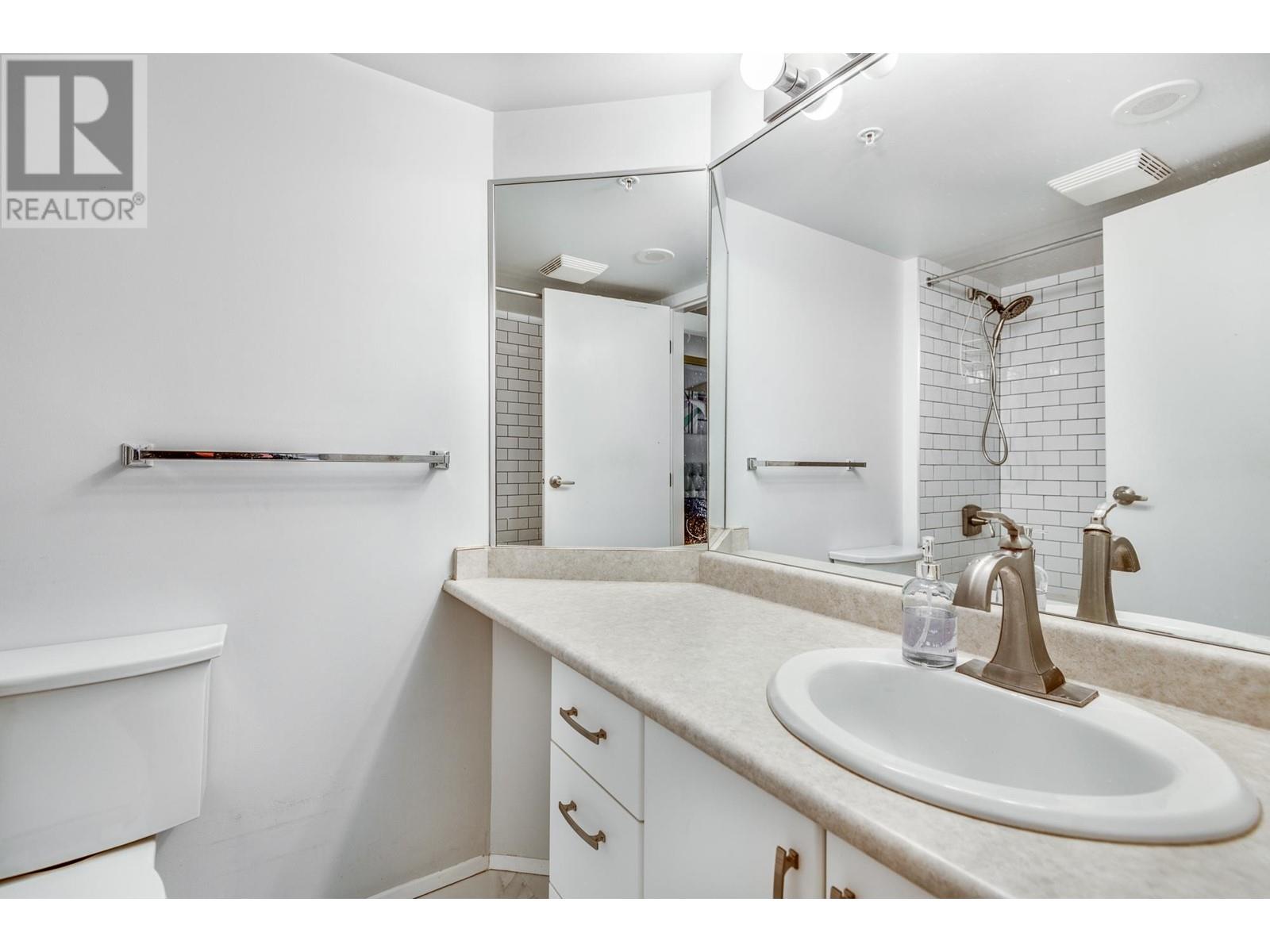 1108 2733 Chandlery Place, Vancouver, British Columbia  V5S 4V3 - Photo 10 - R2861837