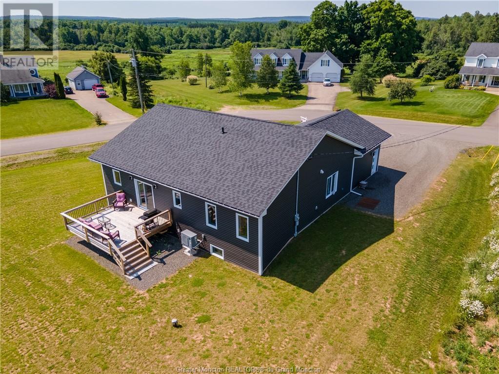 11 Riverside Dr, Petitcodiac, New Brunswick  E4Z 0K7 - Photo 44 - M158125