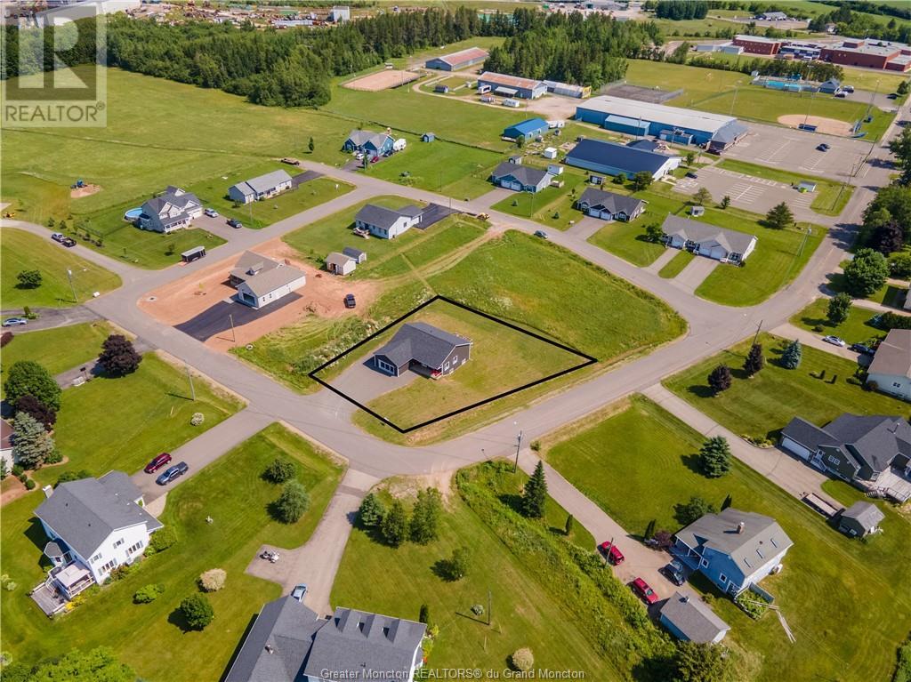 11 Riverside Dr, Petitcodiac, New Brunswick  E4Z 0K7 - Photo 39 - M158125