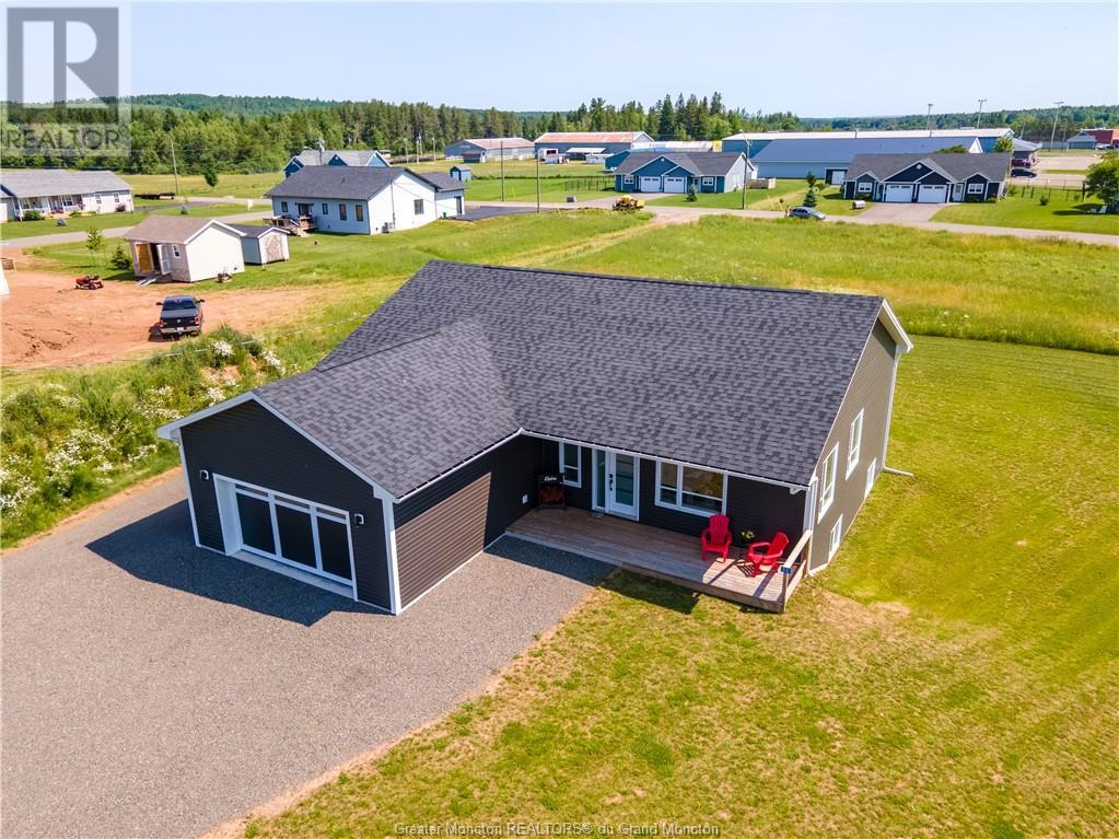 11 Riverside Dr, Petitcodiac, New Brunswick  E4Z 0K7 - Photo 41 - M158125