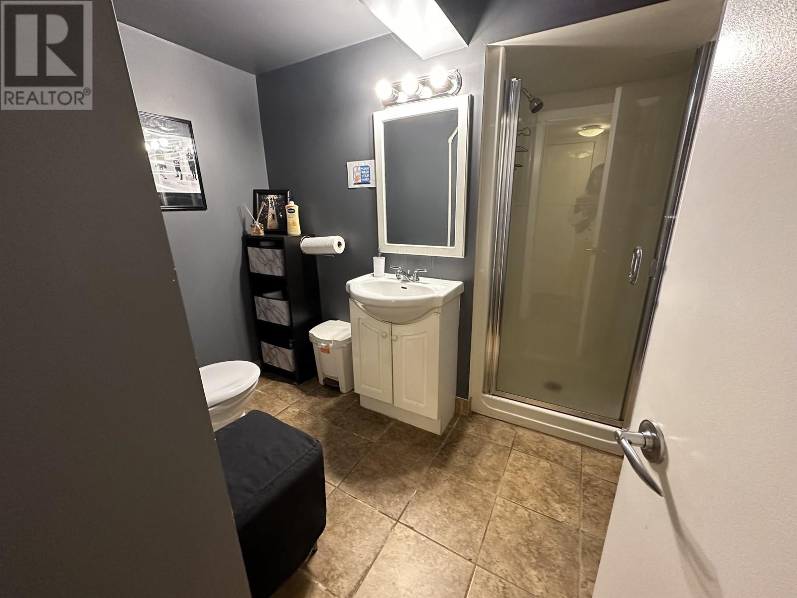 2214 St Johns Street, Port Moody, British Columbia  V3H 2A7 - Photo 10 - R2861857
