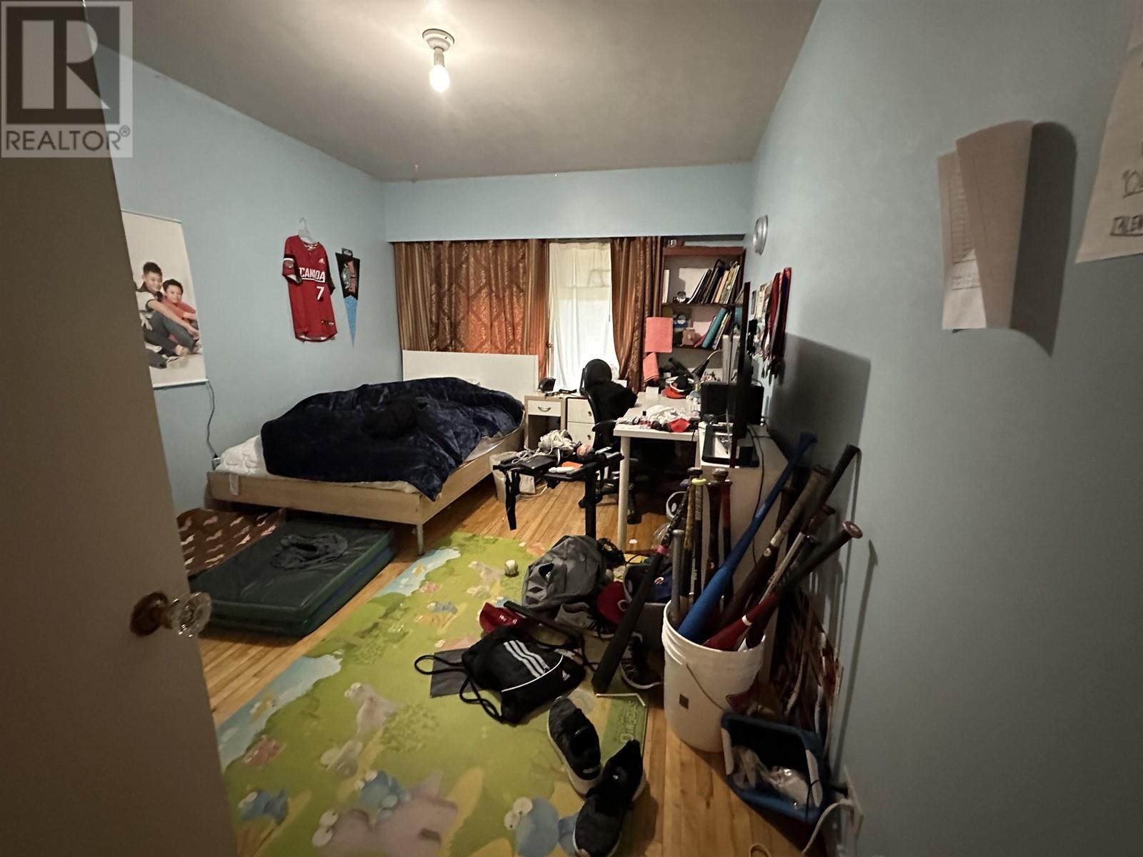 2214 St Johns Street, Port Moody, British Columbia  V3H 2A7 - Photo 11 - R2861857