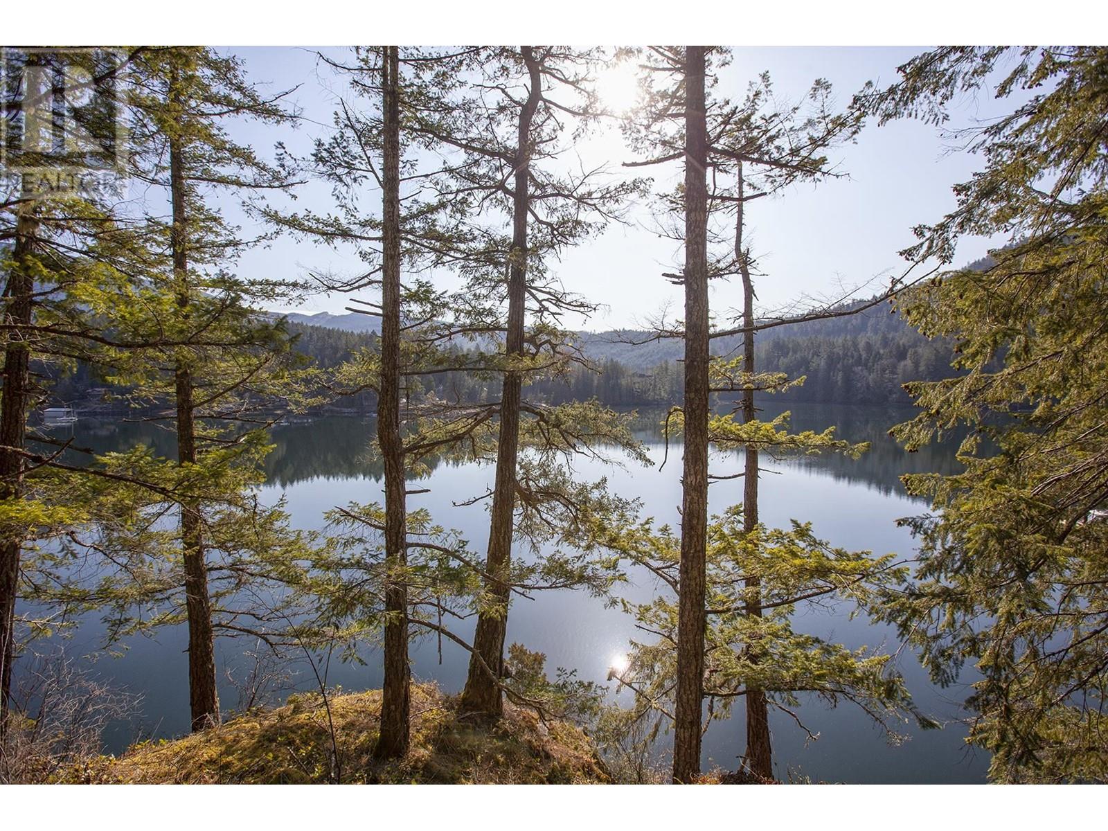 13104 Oyster Bay Road, Garden Bay, British Columbia  V0N 1S1 - Photo 5 - R2861879