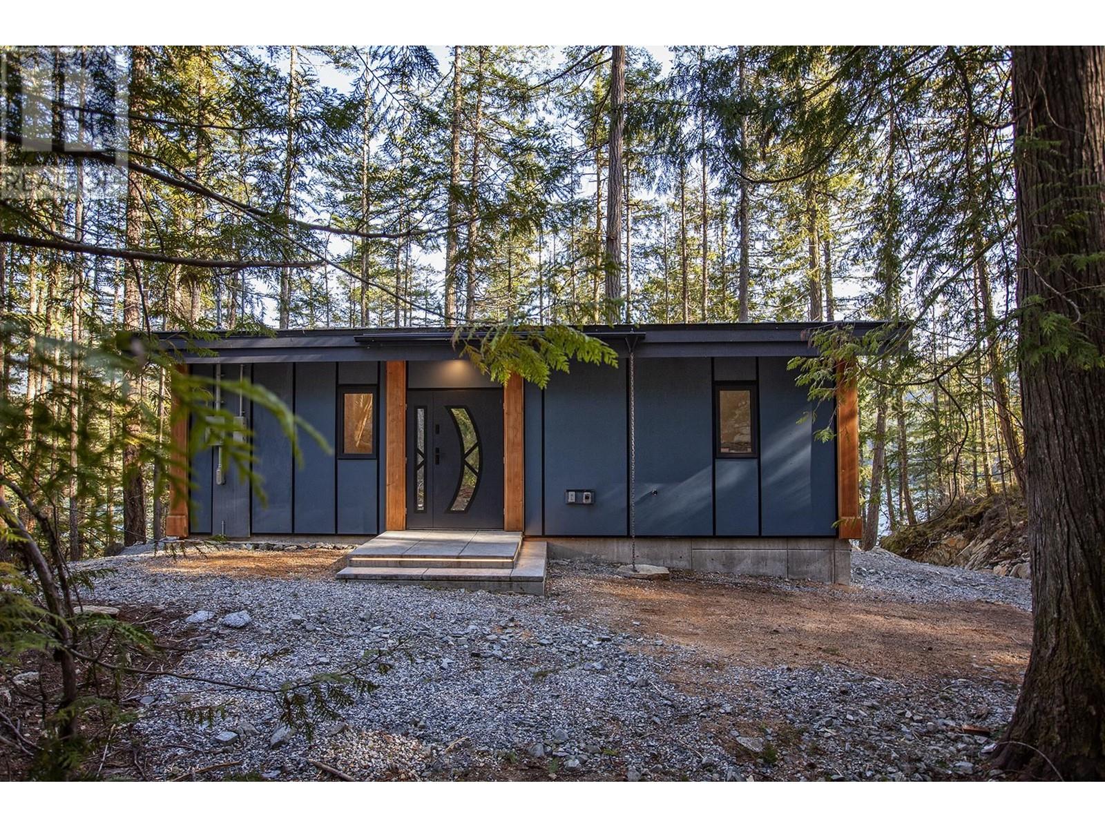 13104 Oyster Bay Road, Garden Bay, British Columbia  V0N 1S1 - Photo 8 - R2861879