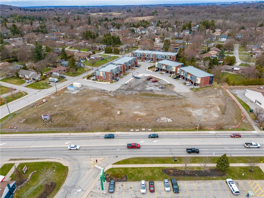 105 Highway 20 E, Fonthill, Ontario  L0S 1E3 - Photo 17 - H4188333