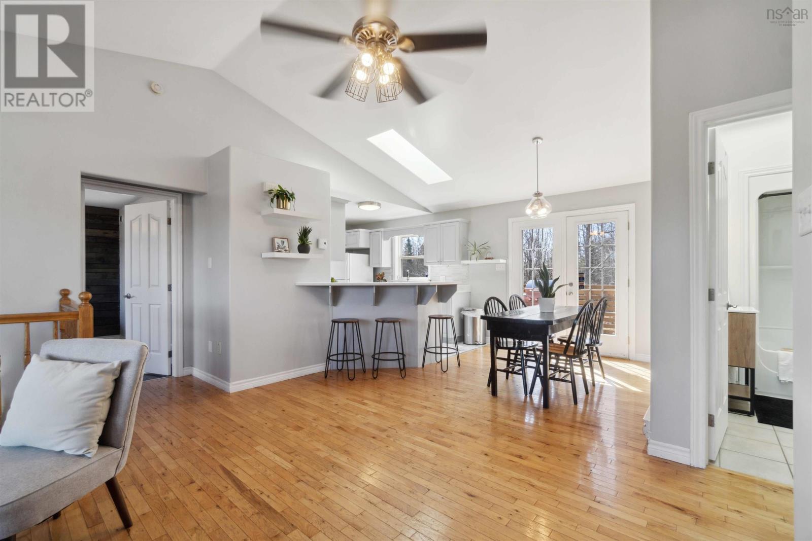 3130 St Margarets Bay Road, Timberlea, Nova Scotia  B3T 1H5 - Photo 6 - 202405166