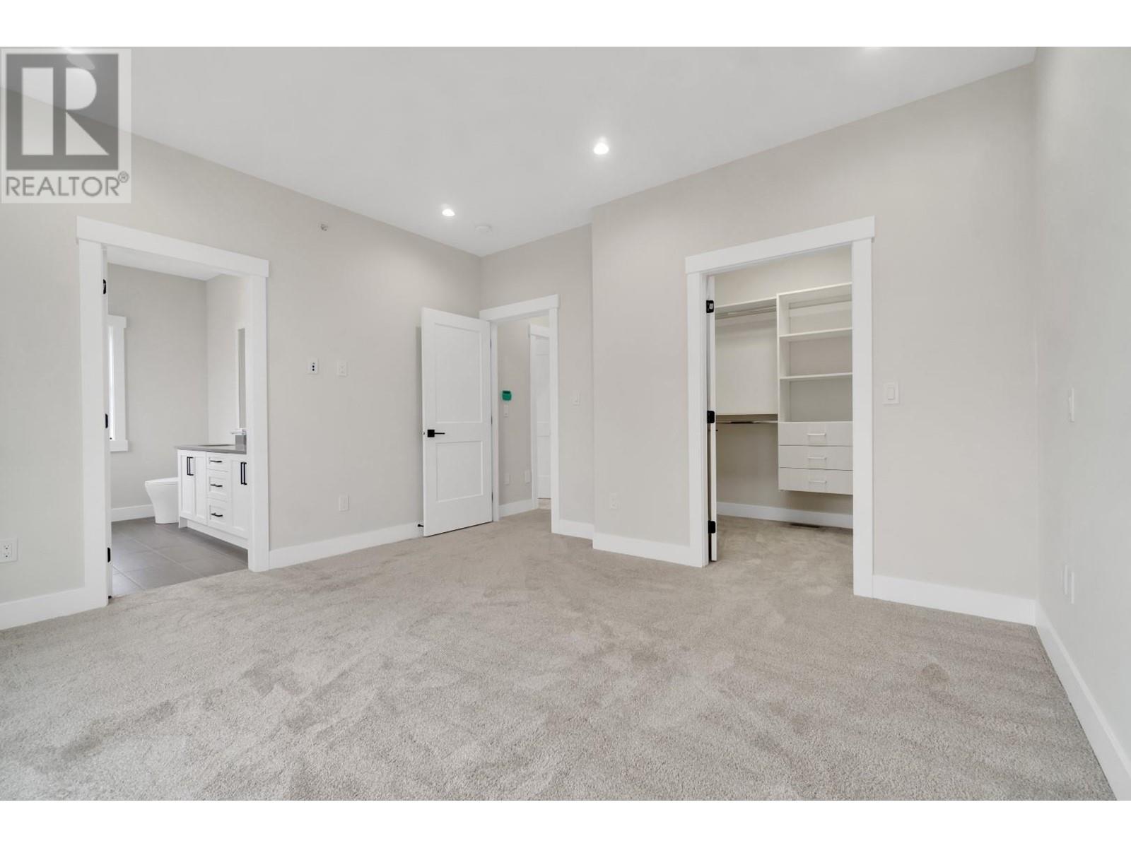 1877 Pitt River Road, Port Coquitlam, British Columbia  V3C 1R1 - Photo 18 - R2861783