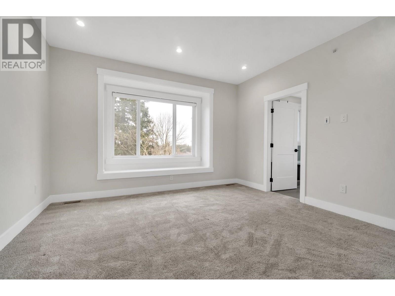1877 Pitt River Road, Port Coquitlam, British Columbia  V3C 1R1 - Photo 25 - R2861783