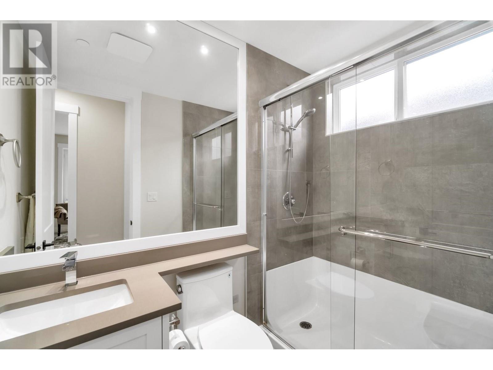 1877 Pitt River Road, Port Coquitlam, British Columbia  V3C 1R1 - Photo 27 - R2861783