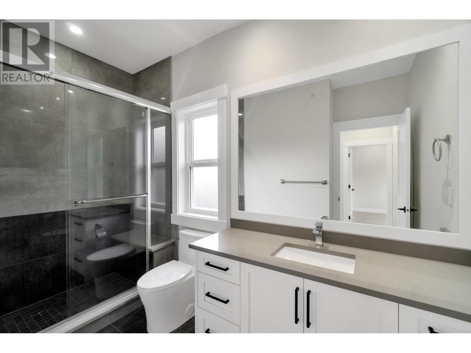 1877 Pitt River Road, Port Coquitlam, British Columbia  V3C 1R1 - Photo 29 - R2861783