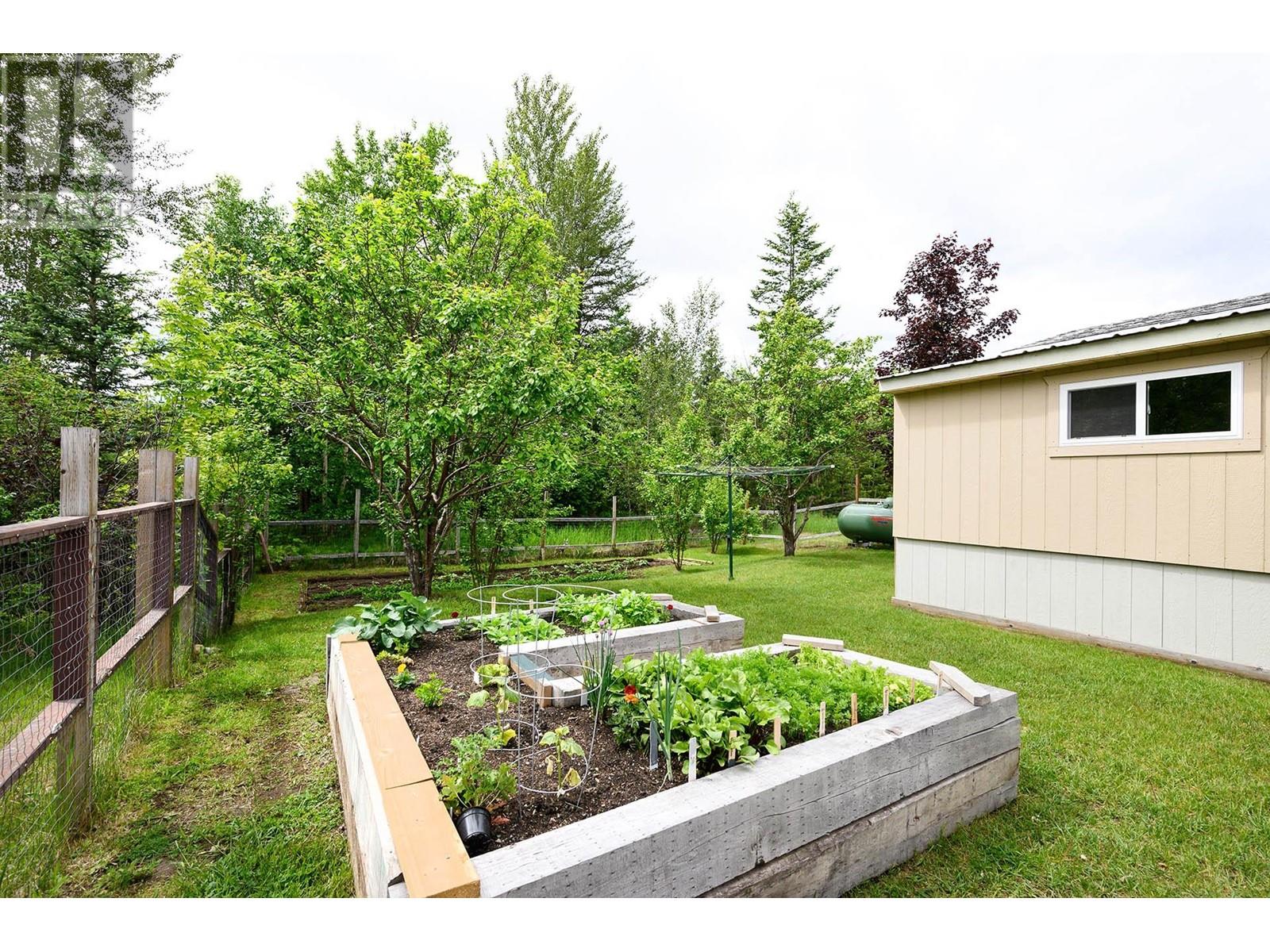 10-130 Ferry Rd, Clearwater, British Columbia  V0E 1N2 - Photo 36 - 177349