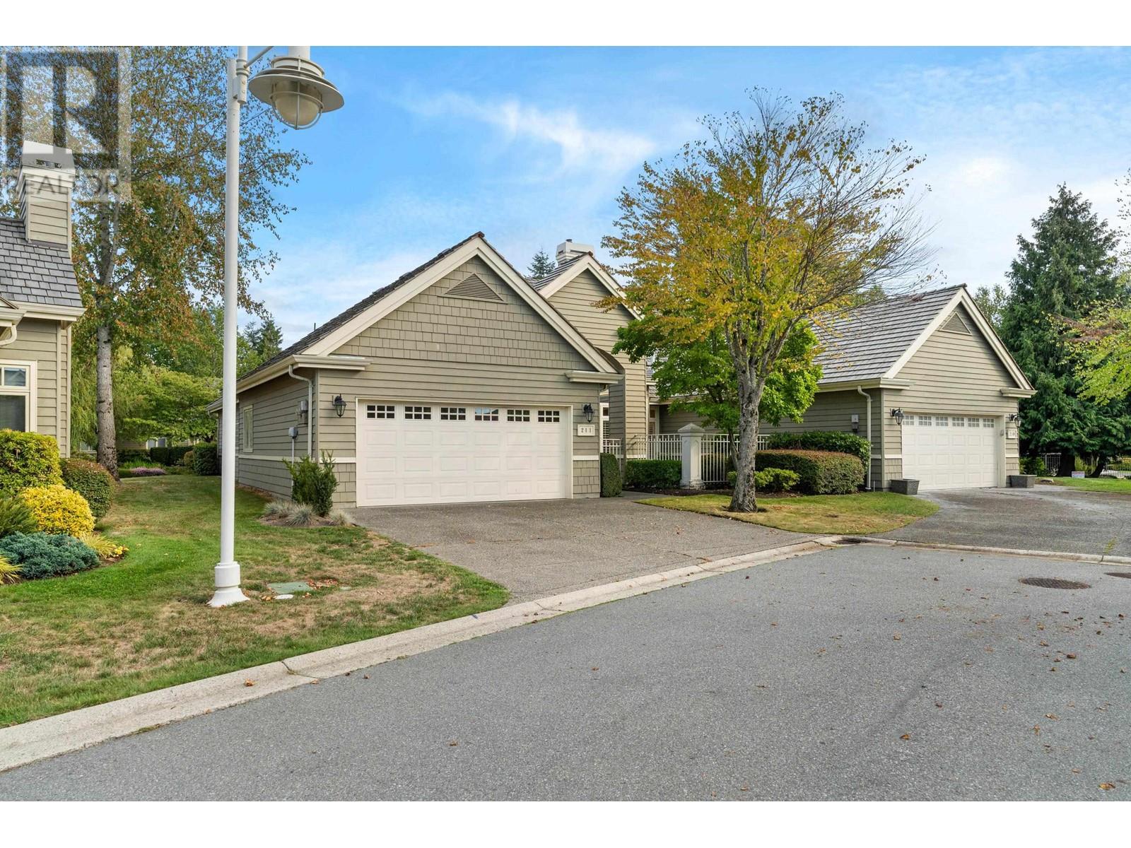 211 6505 3 Avenue, Delta, British Columbia  V4L 2N1 - Photo 2 - R2861854