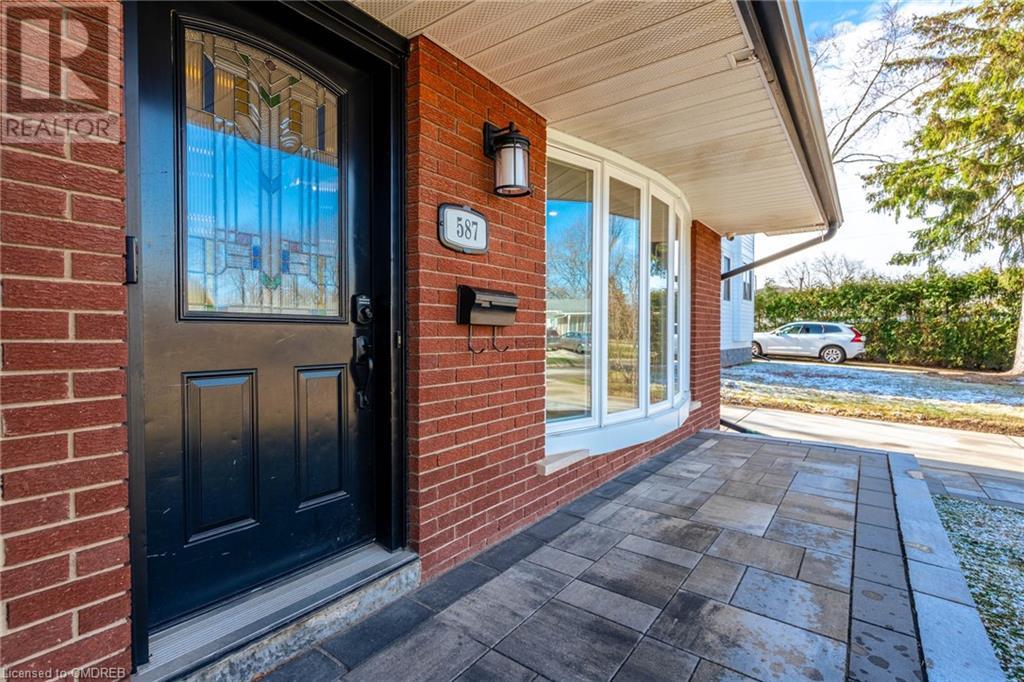 587 Wilene Drive, Burlington, Ontario  L7L 2B3 - Photo 4 - 40555913