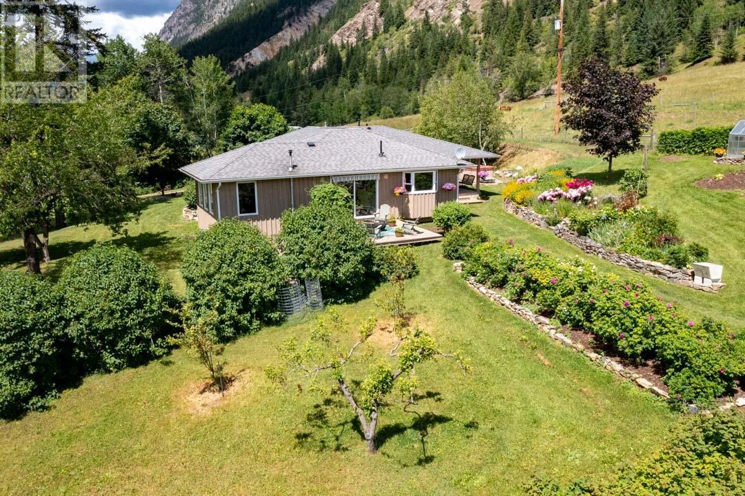 430 Agate Bay Road, Barriere, British Columbia  V0E 2E0 - Photo 28 - 177353