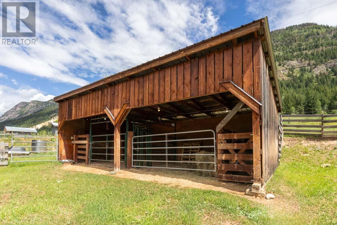 430 Agate Bay Road, Barriere, British Columbia  V0E 2E0 - Photo 41 - 177353