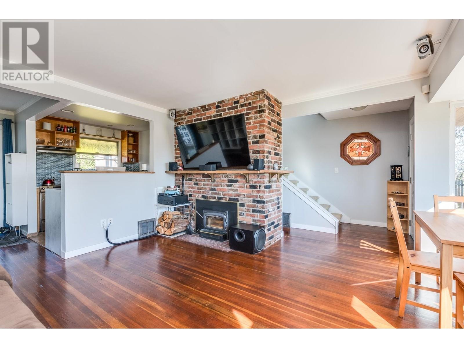 5391 Knight Street, Vancouver, British Columbia  V5P 2T8 - Photo 6 - R2861972
