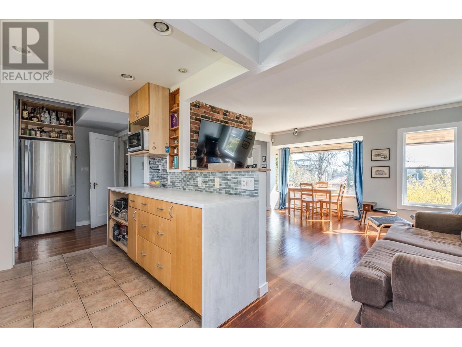 5391 Knight Street, Vancouver, British Columbia  V5P 2T8 - Photo 7 - R2861972