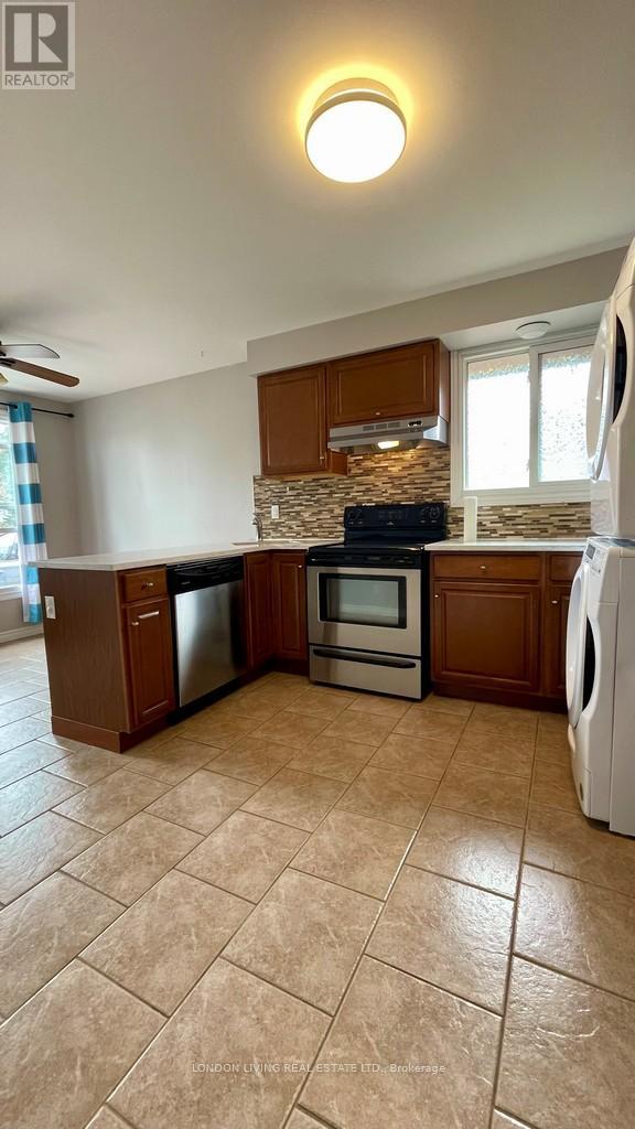 149 Culver Cres, London, Ontario  N5V 3G6 - Photo 12 - X8163346