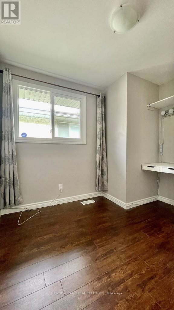 149 Culver Cres, London, Ontario  N5V 3G6 - Photo 4 - X8163346