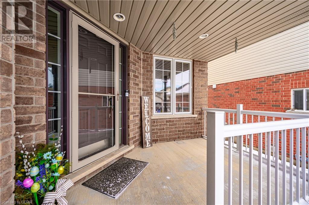 102 Revell Drive, Fergus, Ontario  N1M 3M7 - Photo 4 - 40559711