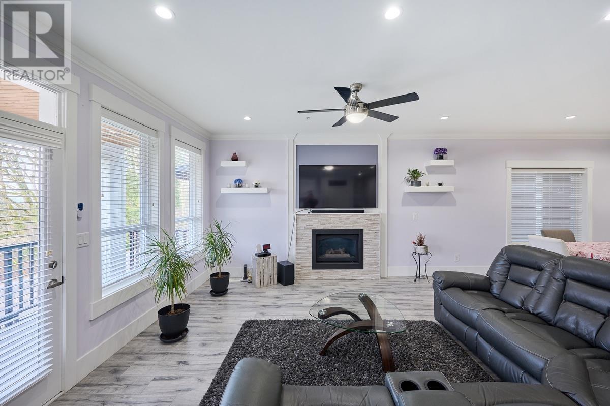 10152 Jackson Road, Maple Ridge, British Columbia  V2W 0H1 - Photo 2 - R2861984