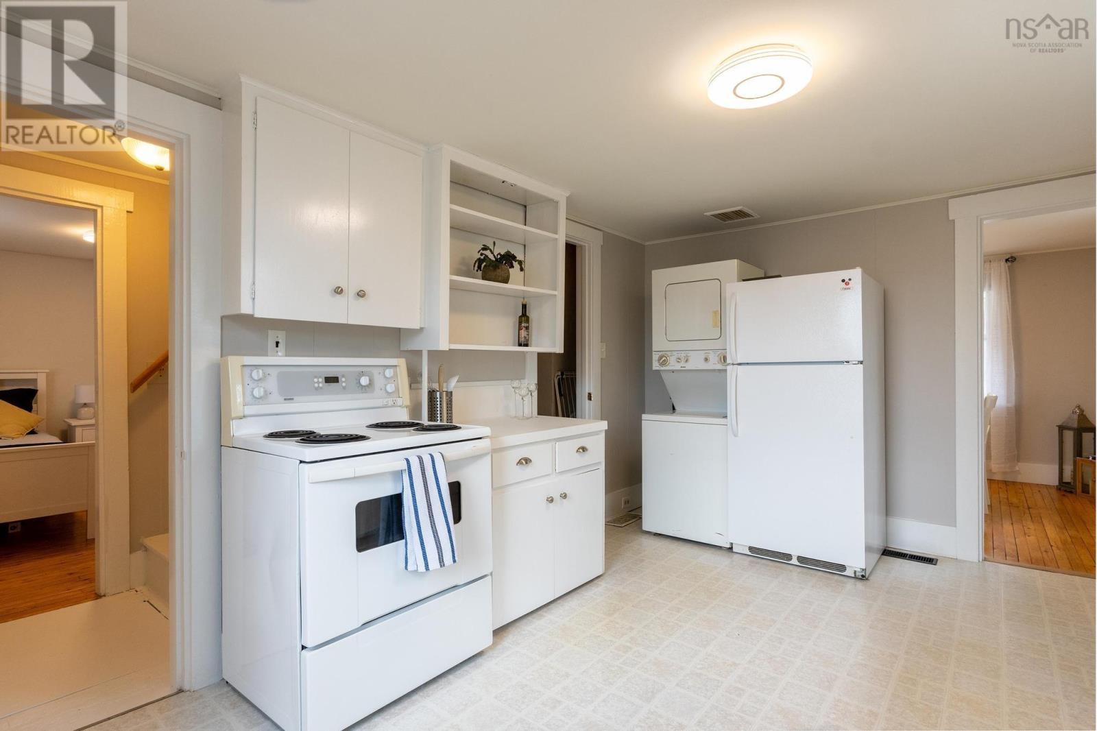 9 Pond Street, Mahone Bay, Nova Scotia  B0J 2E0 - Photo 20 - 202405185