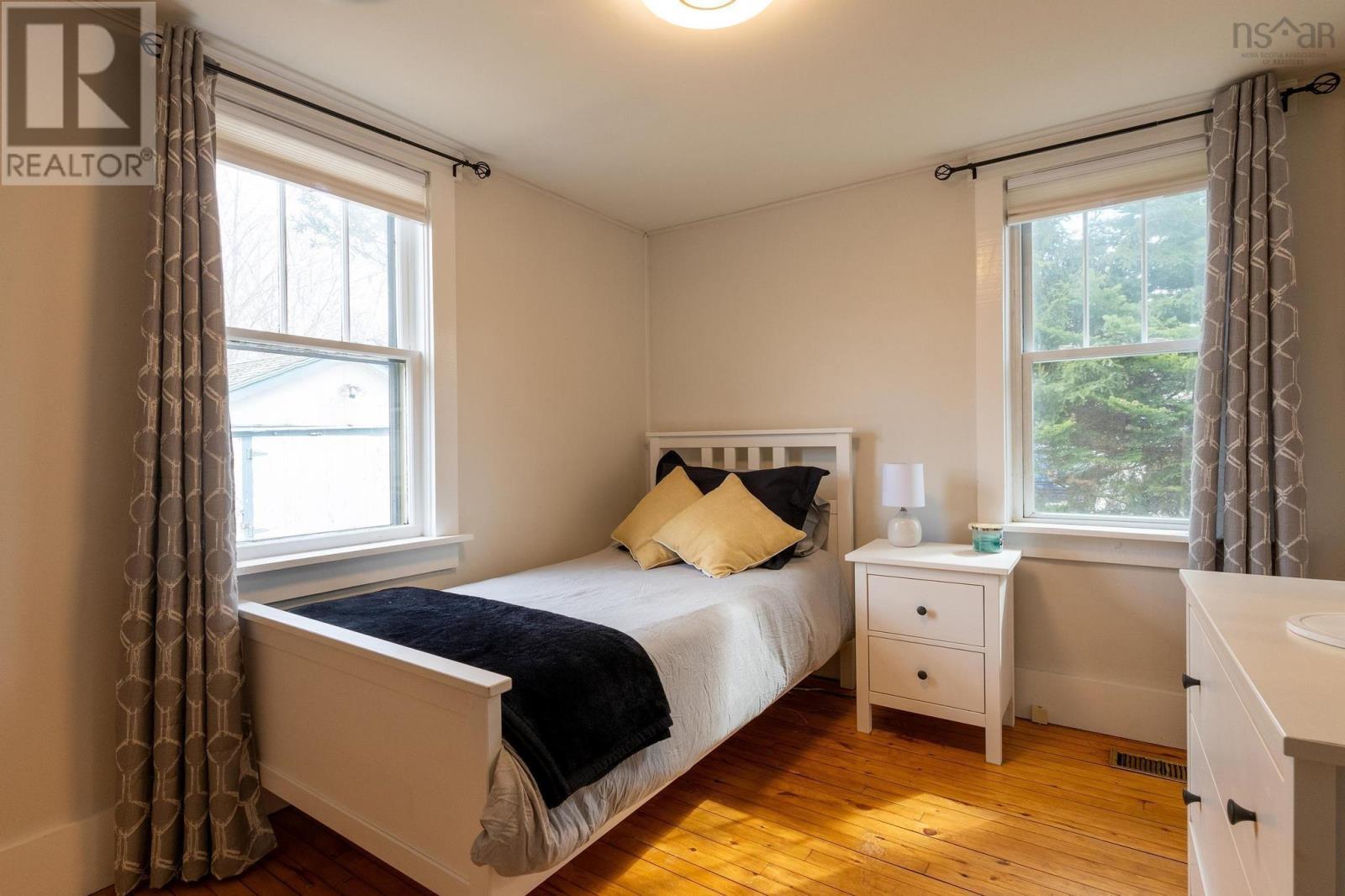 9 Pond Street, Mahone Bay, Nova Scotia  B0J 2E0 - Photo 25 - 202405185