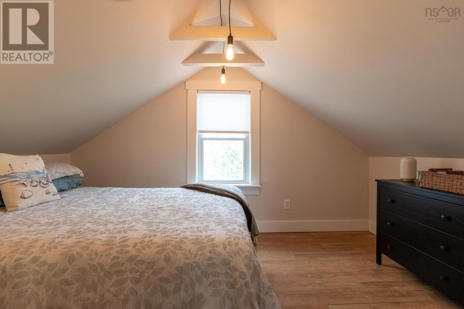 9 Pond Street, Mahone Bay, Nova Scotia  B0J 2E0 - Photo 32 - 202405185