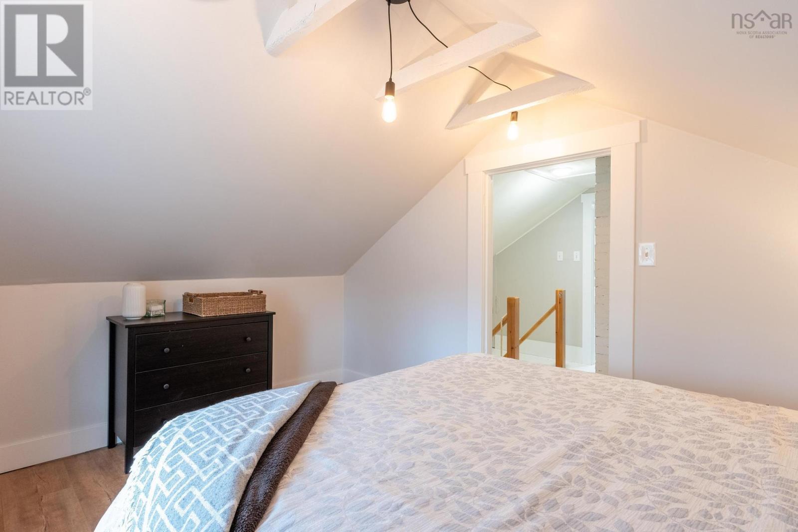 9 Pond Street, Mahone Bay, Nova Scotia  B0J 2E0 - Photo 35 - 202405185
