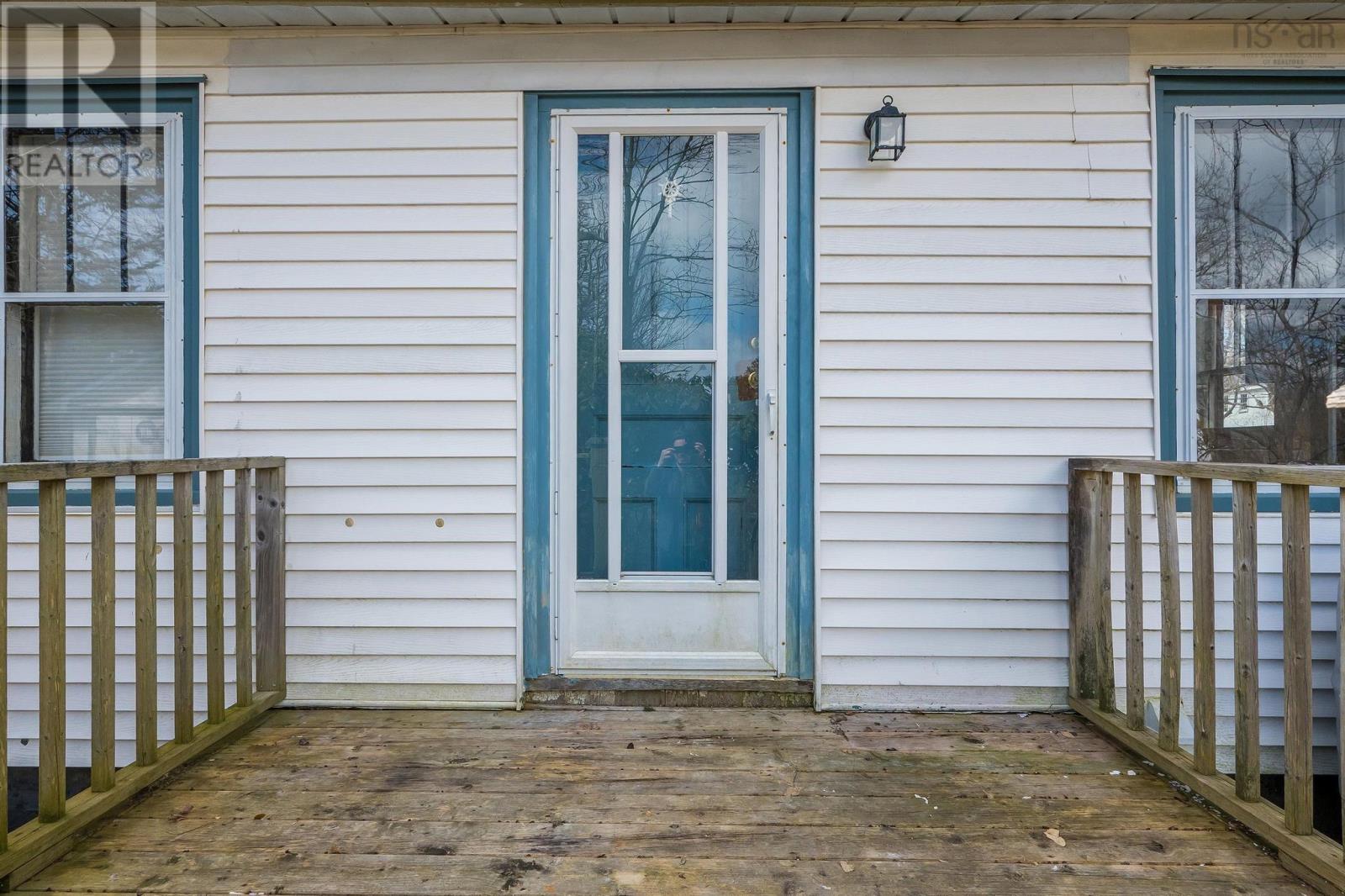 9 Pond Street, Mahone Bay, Nova Scotia  B0J 2E0 - Photo 46 - 202405185