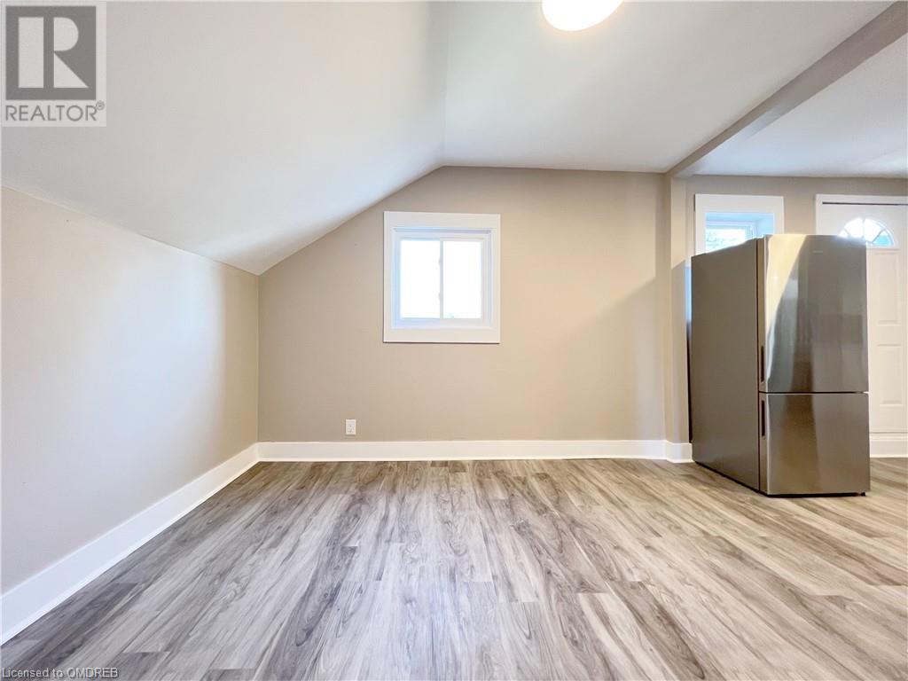 32 Garnet Street, St. Catharines, Ontario  L2R 7C2 - Photo 19 - 40560036