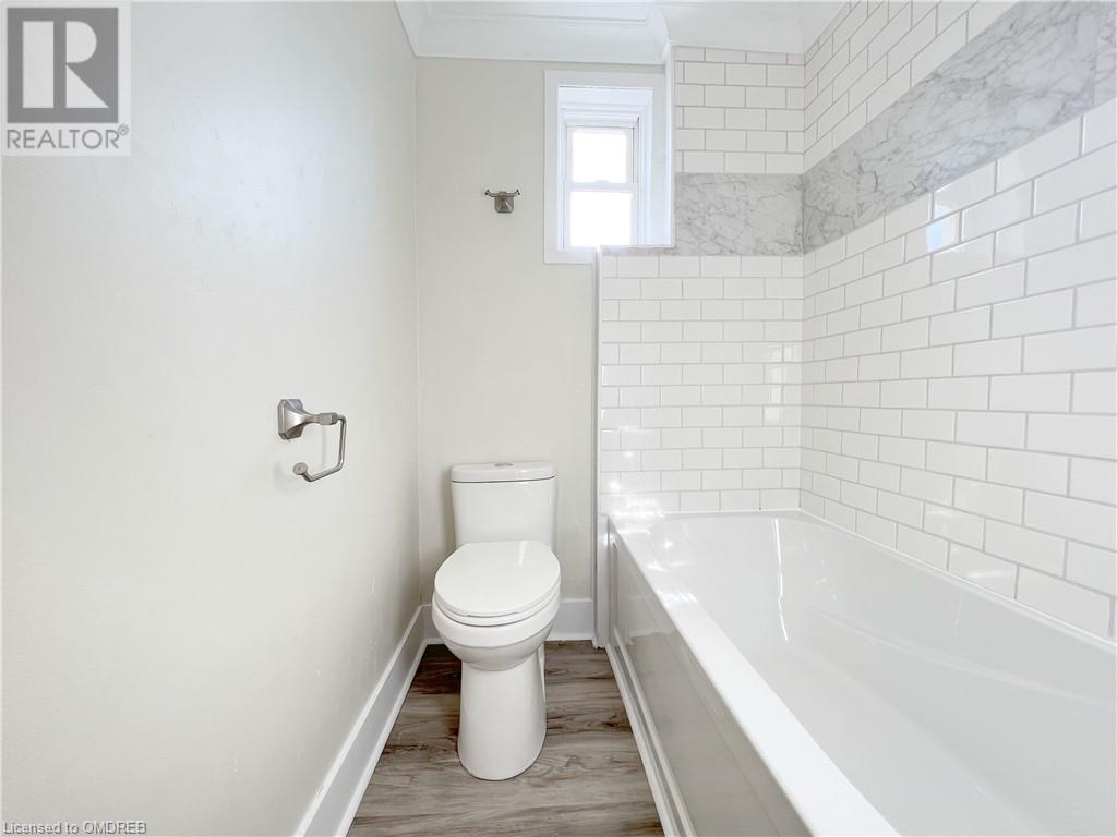 32 Garnet Street, St. Catharines, Ontario  L2R 7C2 - Photo 23 - 40560036
