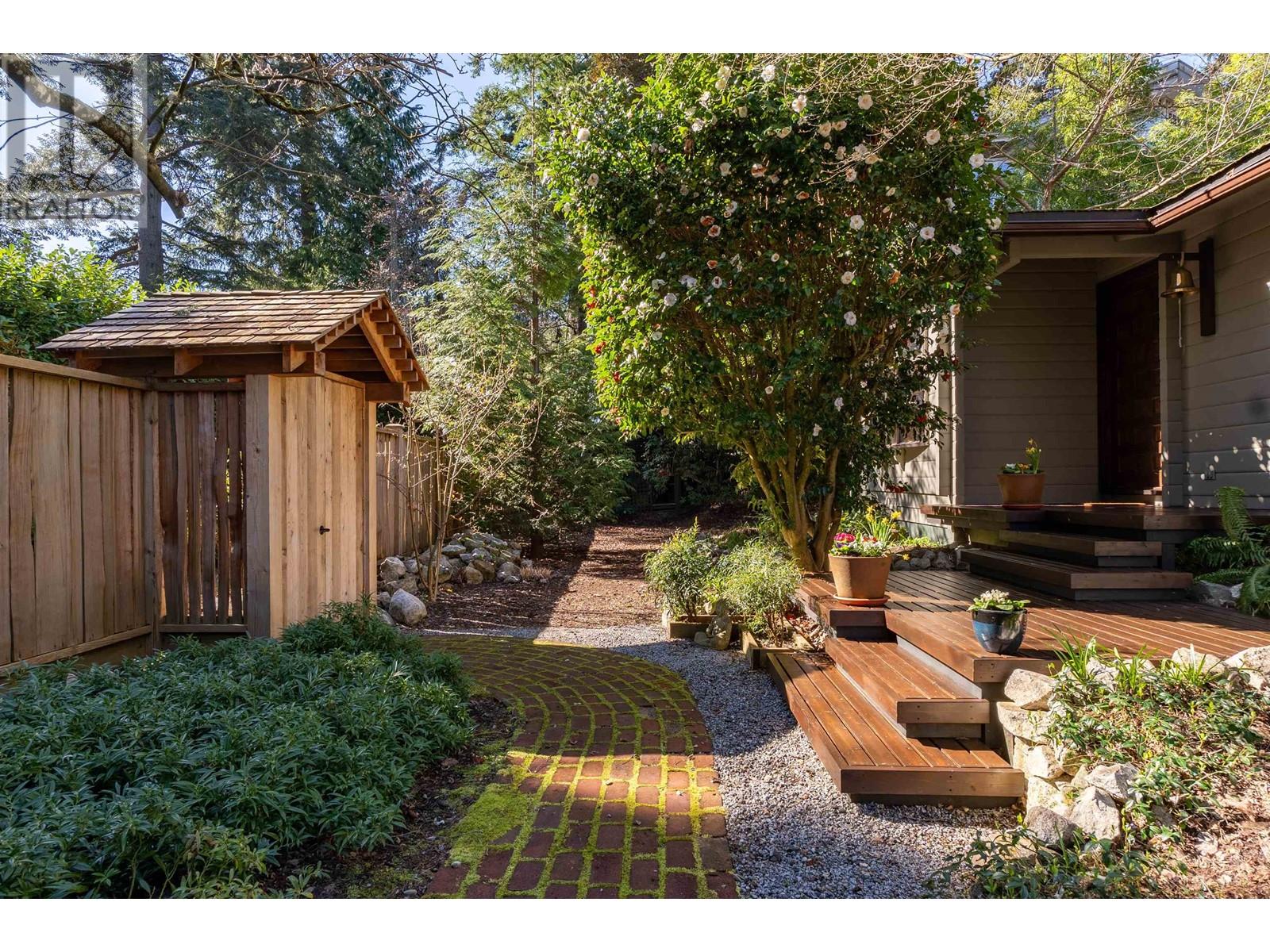 5817 Eagle Island, West Vancouver, British Columbia  V7W 1V6 - Photo 31 - R2862024