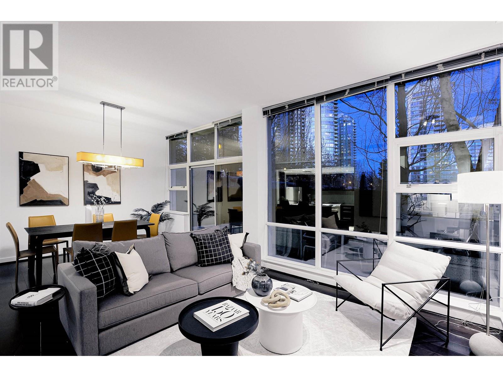 105 638 Beach Crescent, Vancouver, British Columbia  V6Z 3H4 - Photo 2 - R2862077
