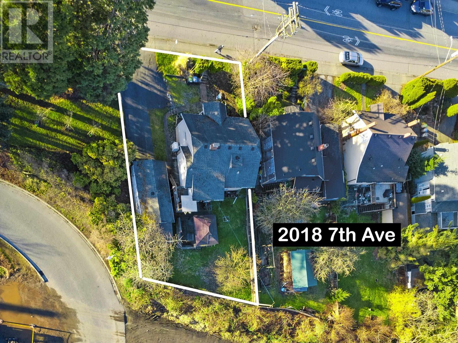 2018 Seventh Avenue, New Westminster, British Columbia  V3M 2L6 - Photo 2 - R2859159