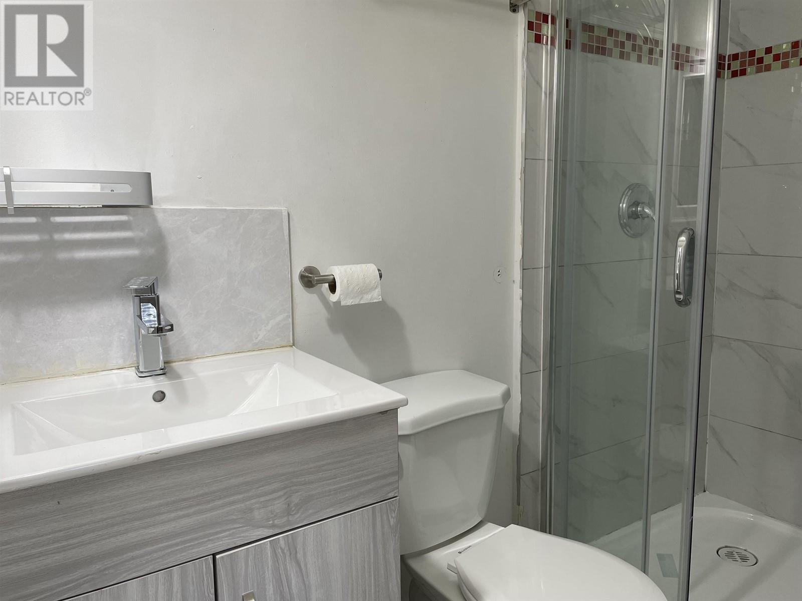 2412 E 28th Avenue, Vancouver, British Columbia  V5R 1R4 - Photo 4 - R2862062