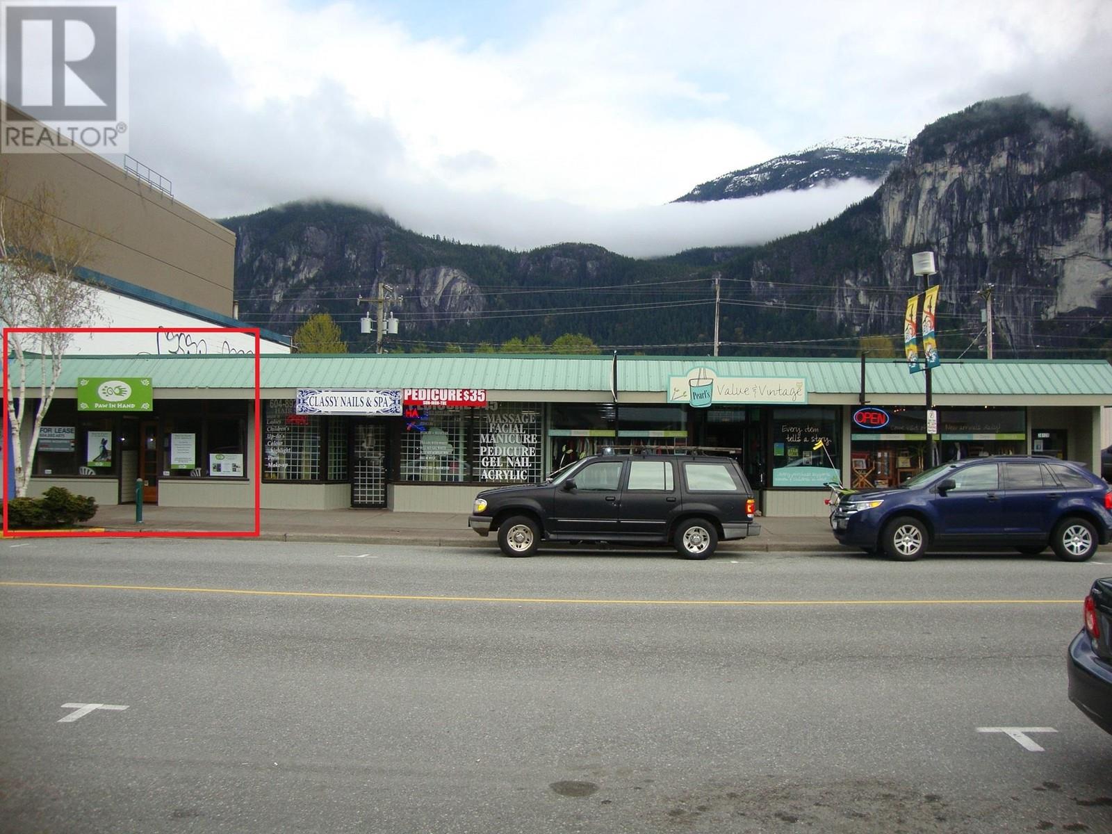 38134 Cleveland Avenue, Squamish, British Columbia  V0N 3G0 - Photo 2 - C8058622