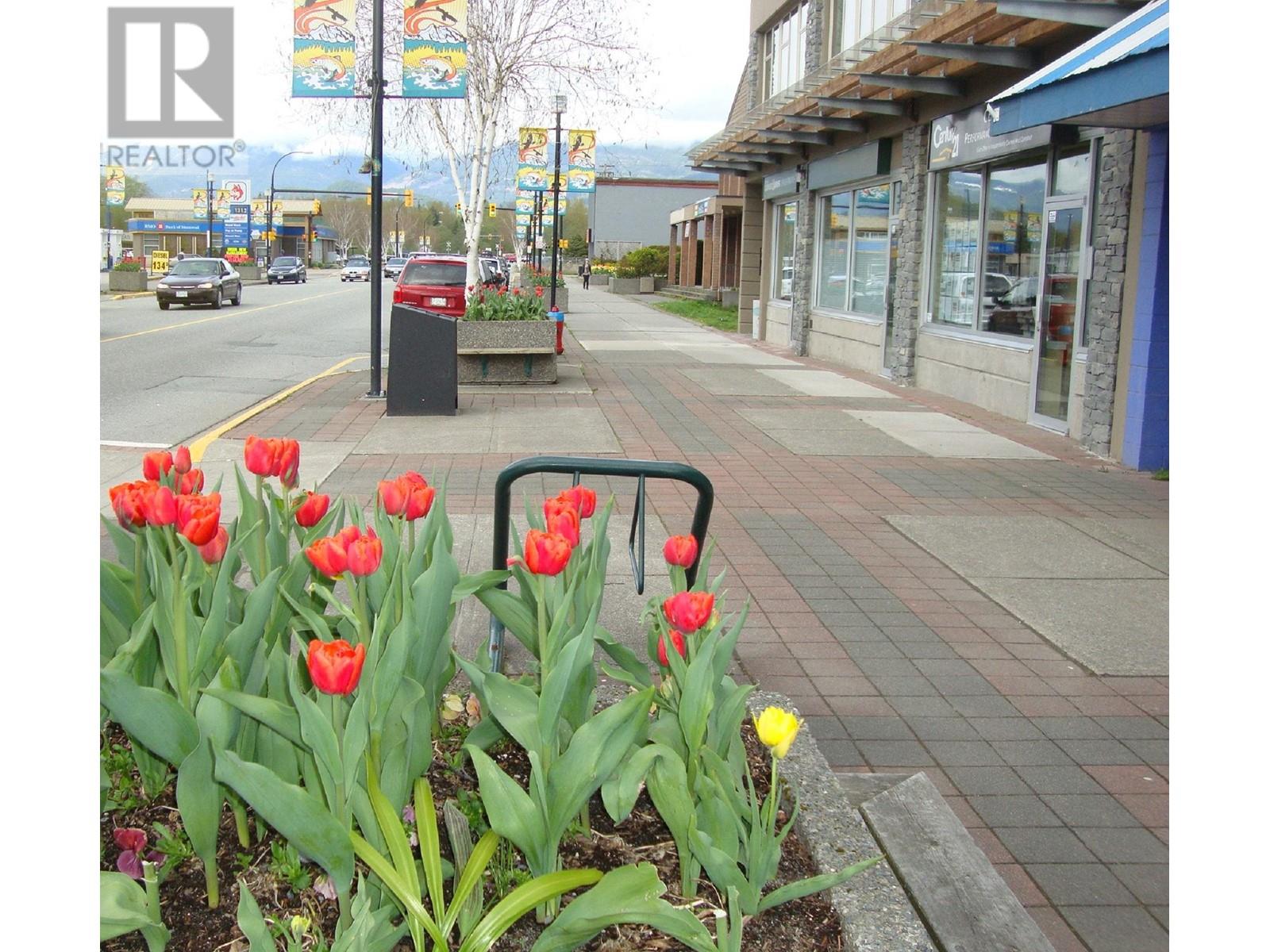 38134 Cleveland Avenue, Squamish, British Columbia  V0N 3G0 - Photo 4 - C8058622