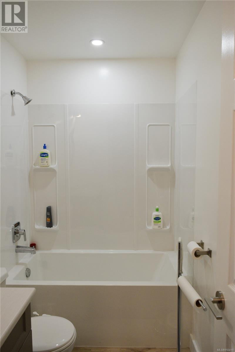 630 Dogwood Dr, Gold River, British Columbia  V0P 1G0 - Photo 17 - 956419