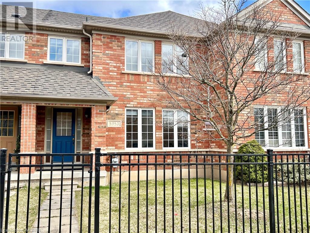 5953 Tenth Line W, Mississauga, Ontario  L5M 6K7 - Photo 1 - 40557616