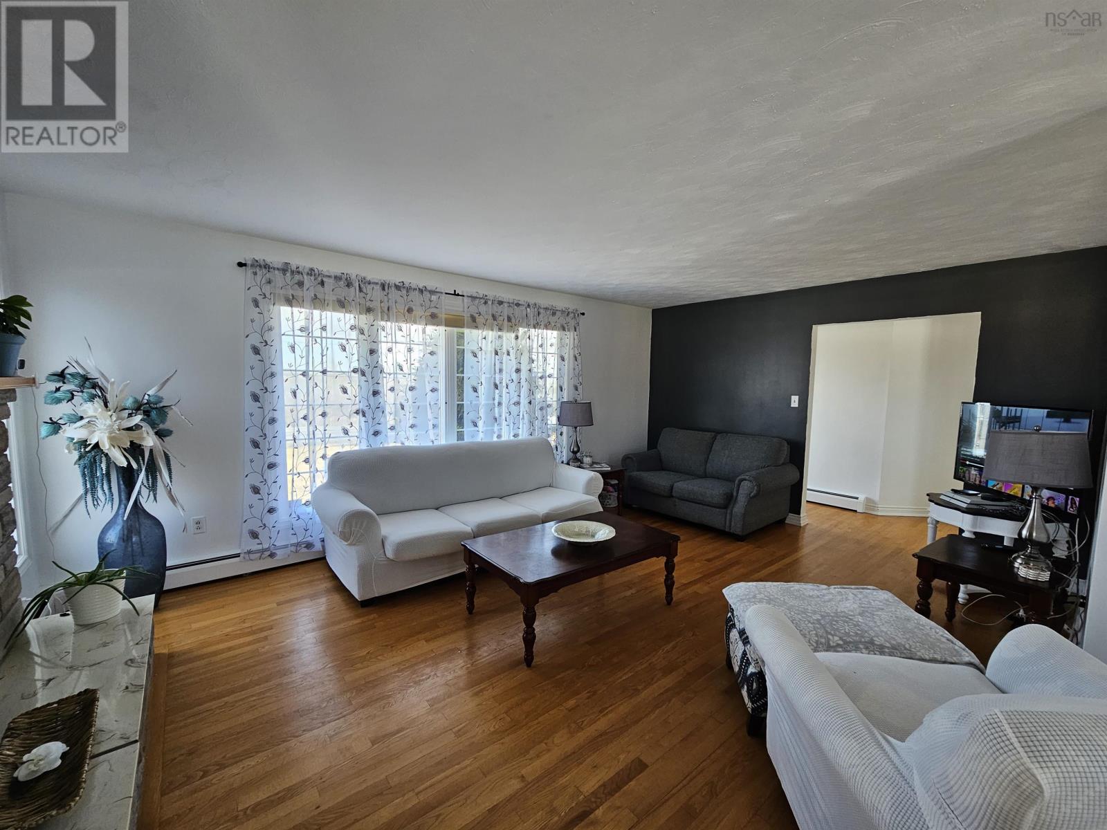 540 Seaview Drive, Upper North Sydney, Nova Scotia  B2A 3N8 - Photo 16 - 202405190
