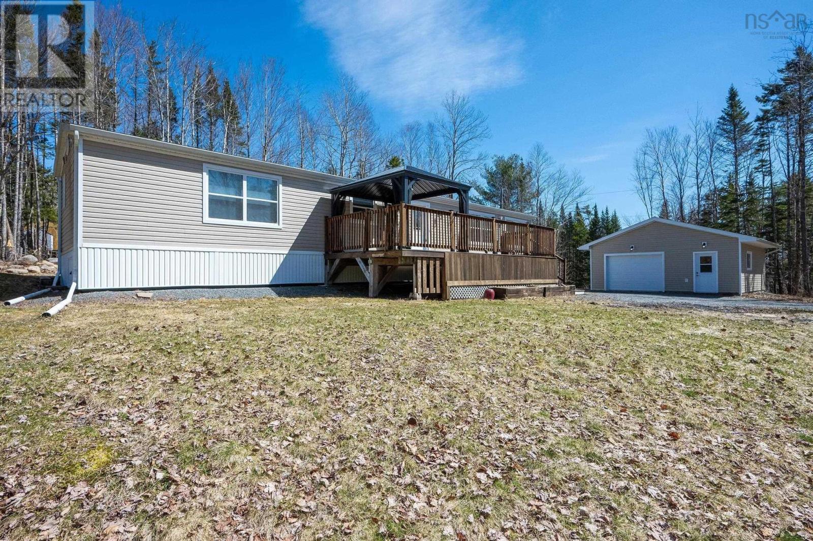 61 Middle Lake North, Vaughan, Nova Scotia  B0N 2T0 - Photo 1 - 202405192