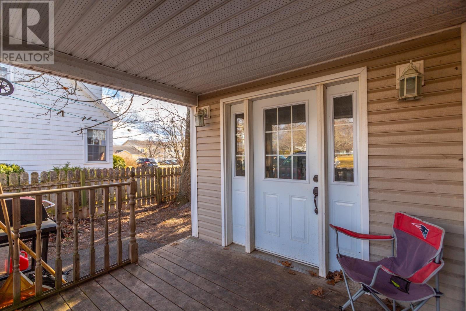 26 Maple Street, Middleton, Nova Scotia  B0S 1P0 - Photo 4 - 202405201