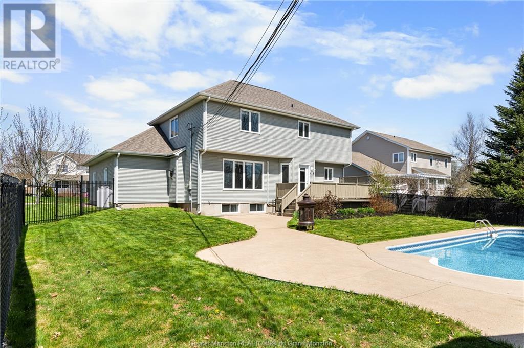 18 Foxwood Dr, Moncton, New Brunswick  E1G 3S6 - Photo 9 - M158115