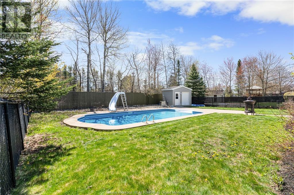 18 Foxwood Dr, Moncton, New Brunswick  E1G 3S6 - Photo 5 - M158115