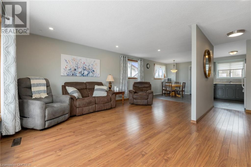 100 Cobble Hill Road, Acton, Ontario  L7J 2N6 - Photo 14 - 40556725